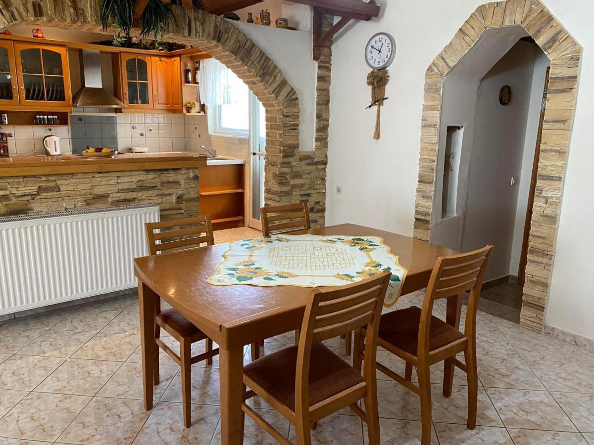 Villa Theo Marathiás Buitenkant foto