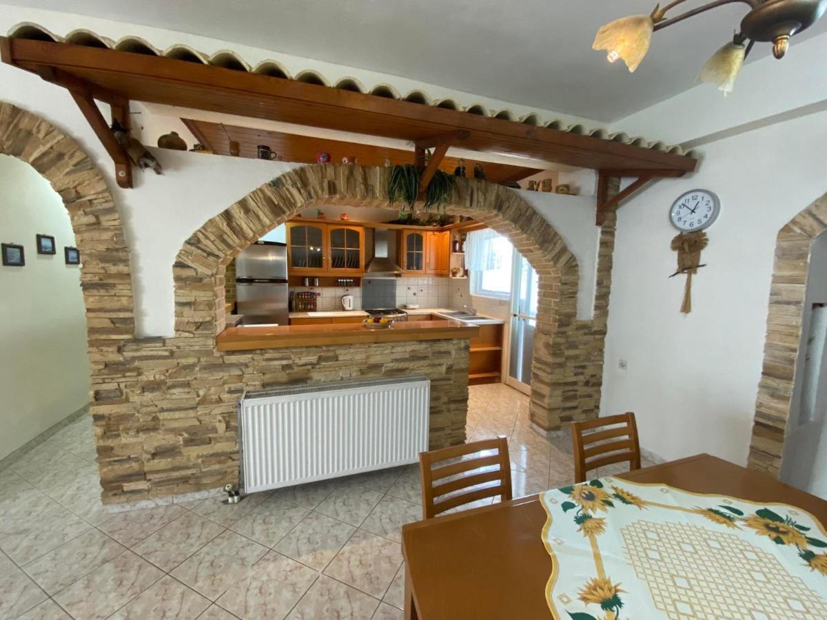 Villa Theo Marathiás Buitenkant foto