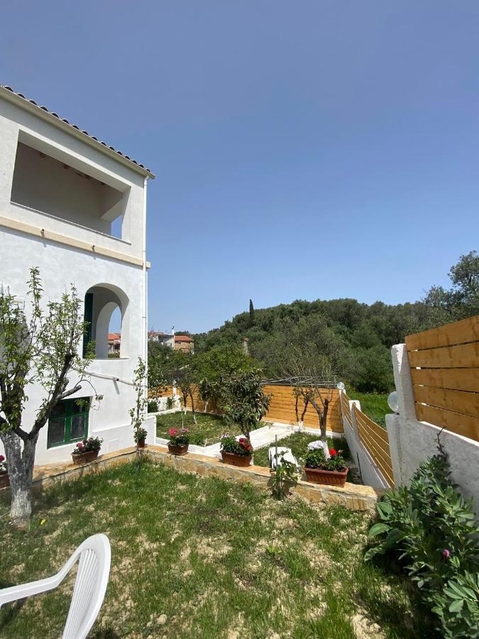 Villa Theo Marathiás Buitenkant foto
