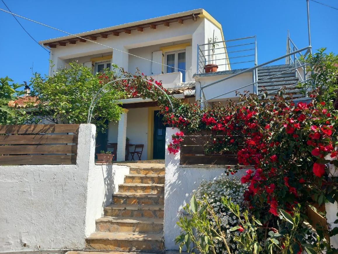 Villa Theo Marathiás Buitenkant foto